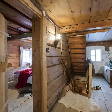 施瓦登格尔特酒店 格绍